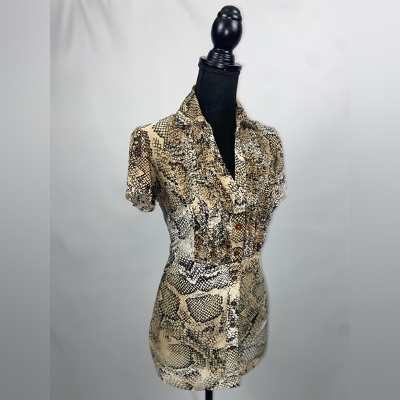 Blouse Top Snakeskin Pattern Small Stretch Ruffle Short Sleeve - Picture 3 of 11